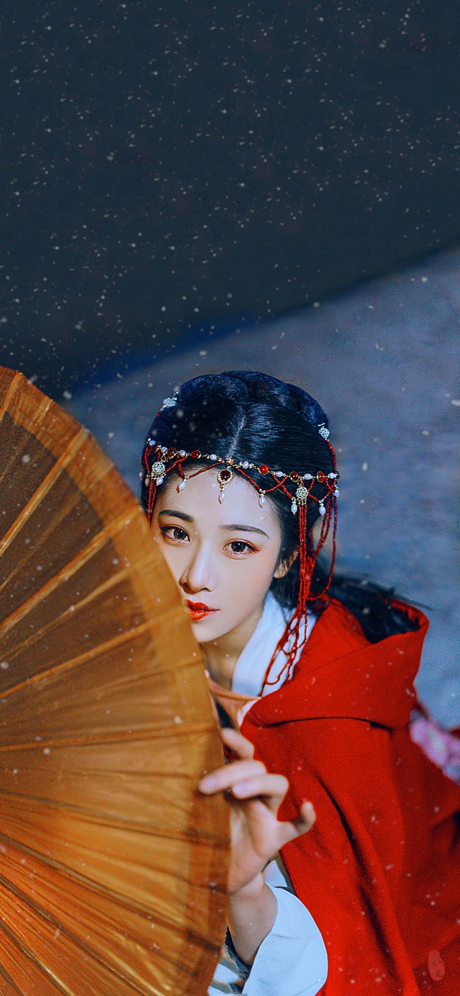 [2436×1125]美女 古装写真 油纸伞 雪天 苹果手机美女壁纸图片