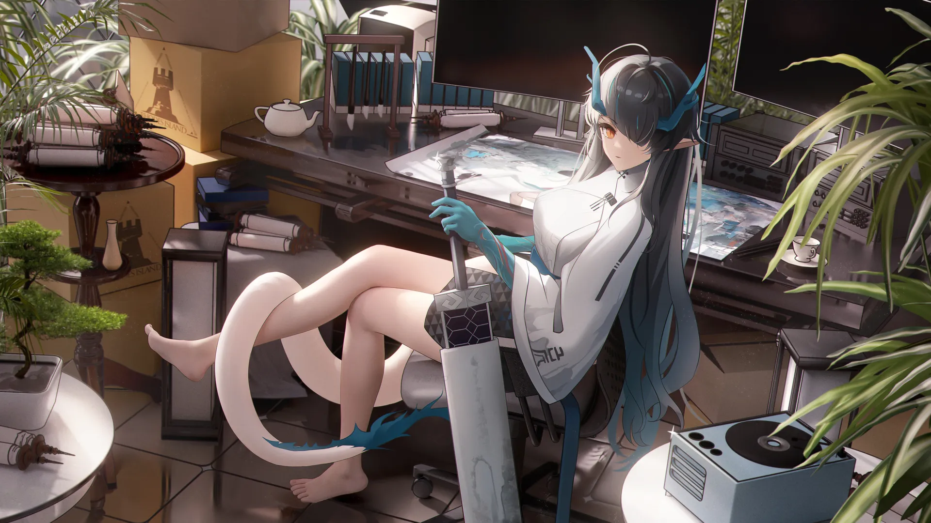 黄昏武士与兽耳龙女，持武器角战动漫界。